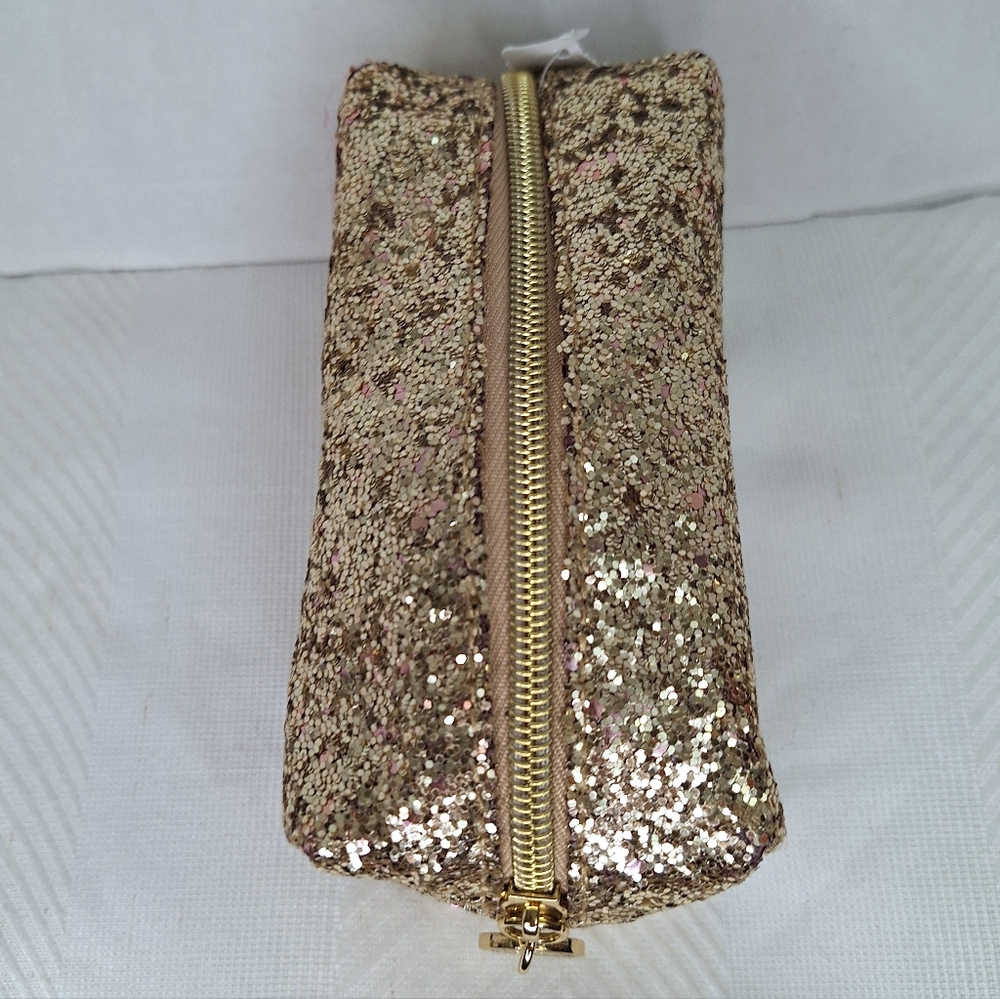 Beautiful Bath & Body Works Gold Glitters Shimmering Zip Pouch a Touch of Pink - Picture 8 of 15